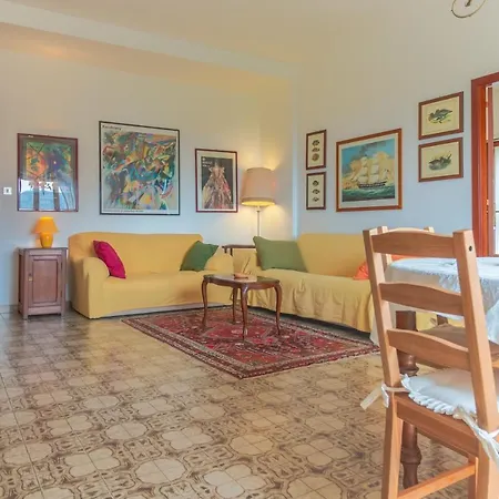 Apartman Lilla *