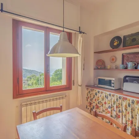 Lilla Apartman Bracco